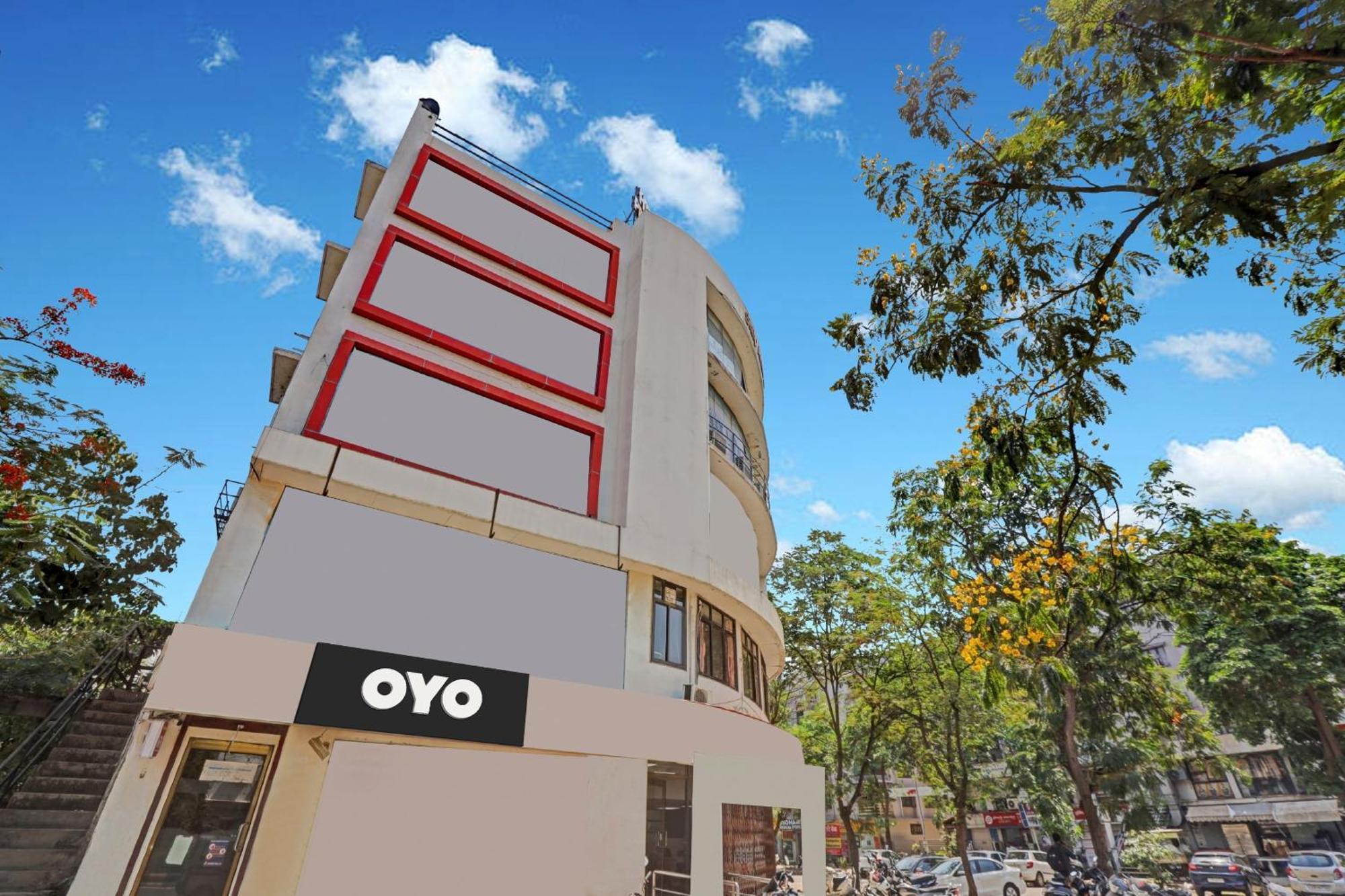 Collection O Park View Hotel Ahmedabad Exterior foto